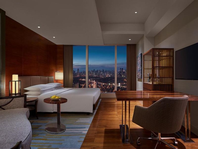 Grand Hyatt Manila — Taguig