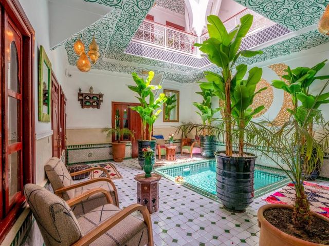 Riad Les Orangers du Desert & Spa — 700 m away from Bahia Palace