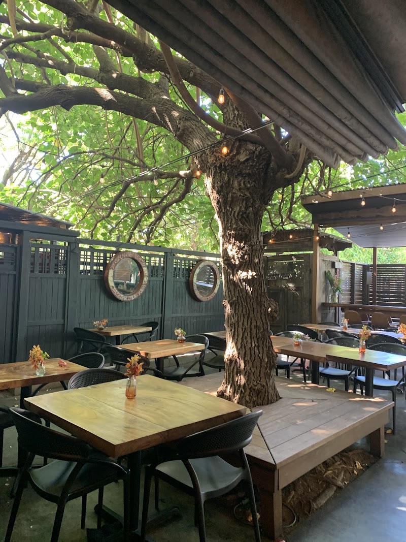 Paia Inn — Paia (North Shore)