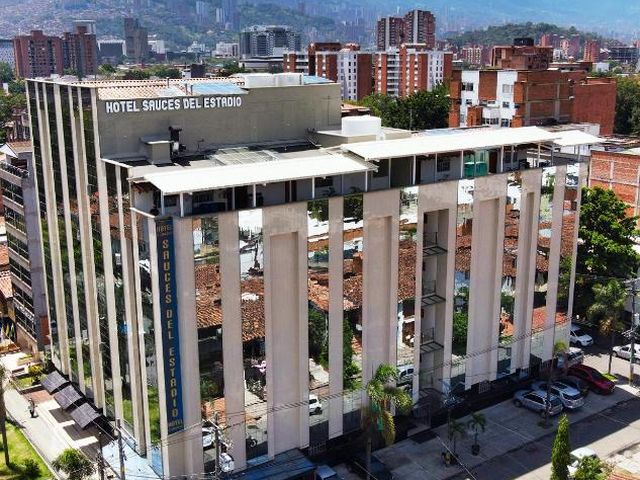Hotel Sauces del Estadio — 500 m away from Estadio Atanasio Girardot