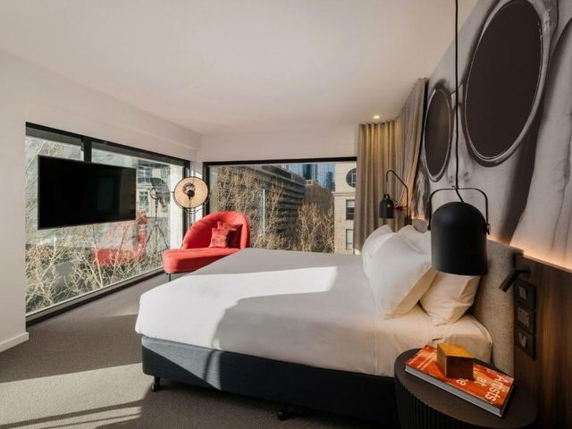 Hotel Indigo Melbourne on Flinders by IHG — 600 m away from Melbourne Convention Centre