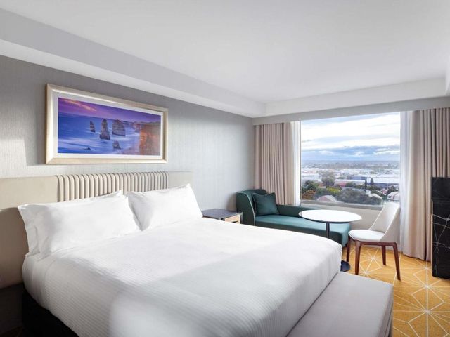 Mantra Melbourne Airport — 3.3 km from the airport