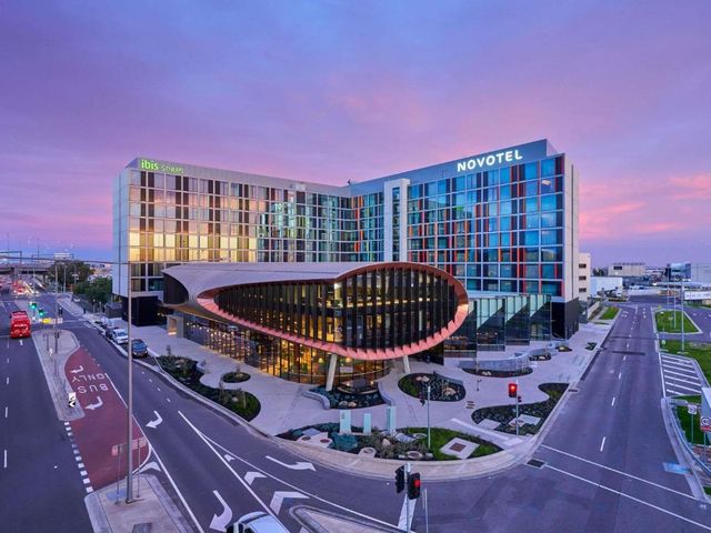 Novotel Melbourne Airport — 500 m from the airport