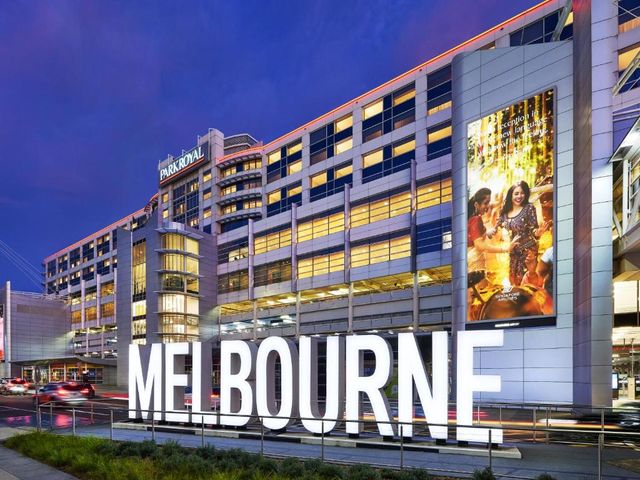 PARKROYAL Melbourne Airport — 100 m from the airport