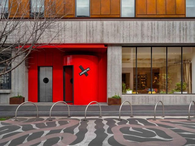 The StandardX, Melbourne — 2.1 km away from Monash University