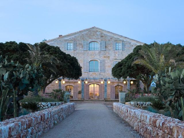 Vestige Son Vell — 6.1 km away from Cala Macarella Menorca
