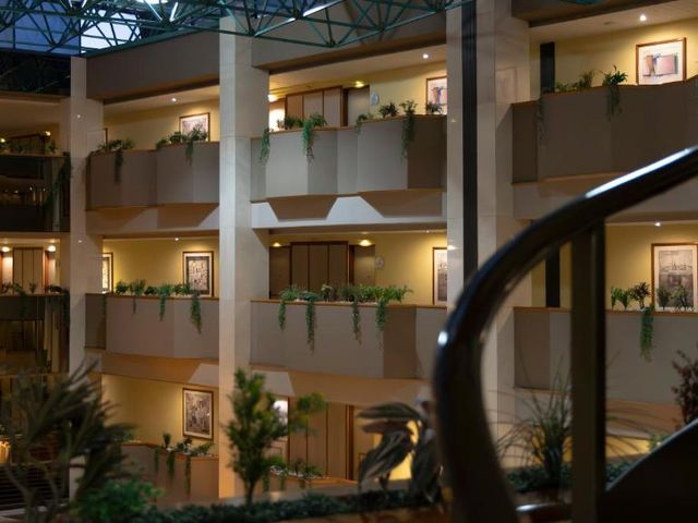 Hotel Abastos Plaza — 2.5 km away from Autodromo Hermanos Rodriguez