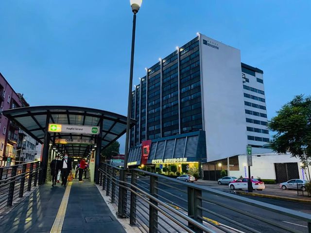 Hotel Benidorm — 300 m away from Hospital General de Mexico