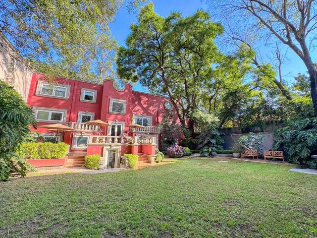 Hotel Boutique Casa Alebrije — 3 km away from UNAM