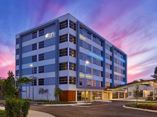 Aloft by Marriott Miami Airport — 1.6 km from the airport