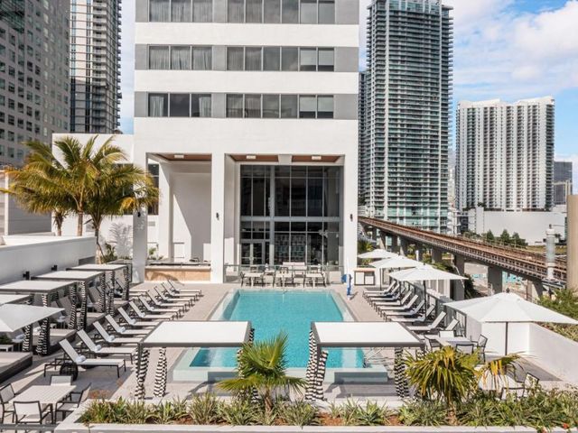 Element by Marriott Miami Brickell — 2.7 km away from LoanDepot Park