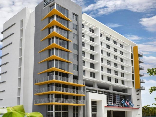 Four Points by Sheraton Coral Gables — 2.6 km away from University of Miami