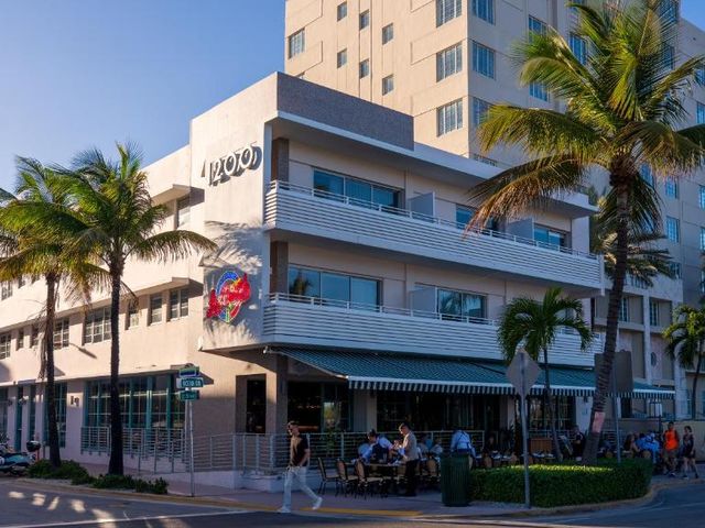Hotel Casa Canita — 150 m away from Design Miami