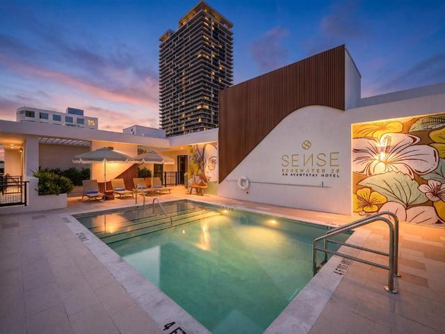 Sense28 Edgewater, an AvantStay Hotel — 1 km away from III Points Music Festival