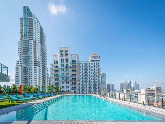Sentral Alea Miami — 800 m away from Ultra Music Festival Miami