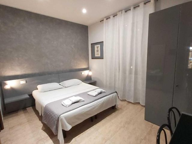 Hotel Convertini — 1.4 km away from Ospedale San Raffaele