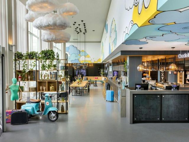 Moxy Milan Malpensa Airport — 2.7 km from the airport
