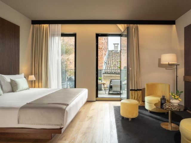 Speronari Suites — 250 m away from Duomo di Milano