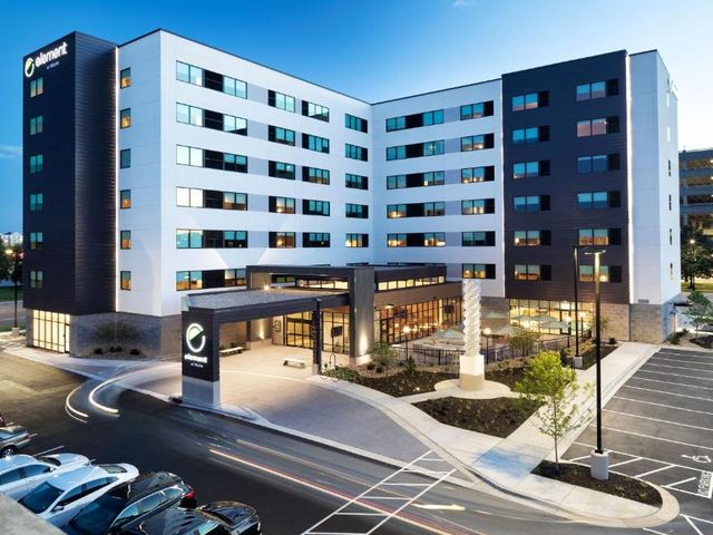Element by Marriott Bloomington Mall of America — 400 m away from Mall of America