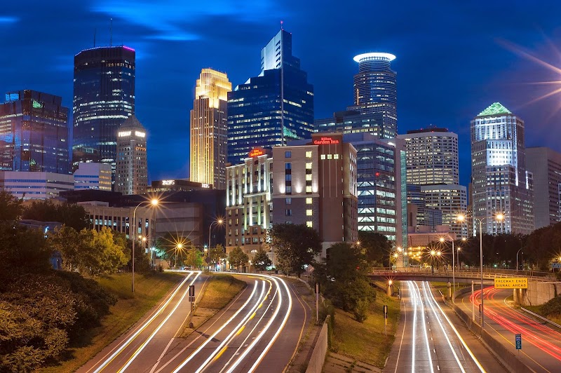 Hilton Garden Inn Minneapolis Downtown — Downtown (Convention Center corridor)