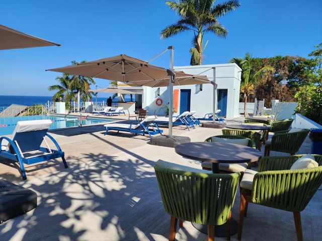 Hotel 39 Jamaica — 2.2 km from the airport