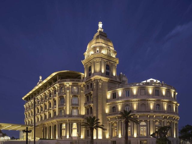 Sofitel Montevideo Casino Carrasco & Spa — 7 km from the airport