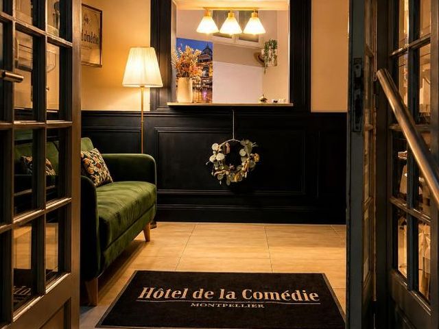Hotel Comédie - Place De La Comédie Corum — 50 m away from Place de la Comedie Montpellier