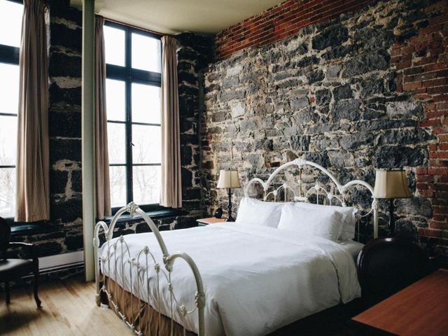 Auberge du Vieux Port by Gray Collection — 2 km away from Osheaga Music and Arts Festival