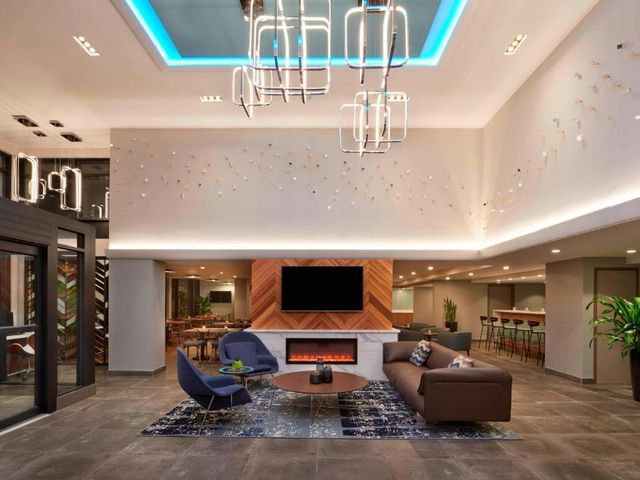 Fairfield by Marriott Montreal Downtown — 600 m away from MUTEK Montreal