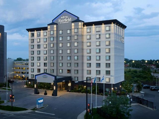 Fairfield Inn & Suites by Marriott Montreal Airport — 1.2 km from the airport