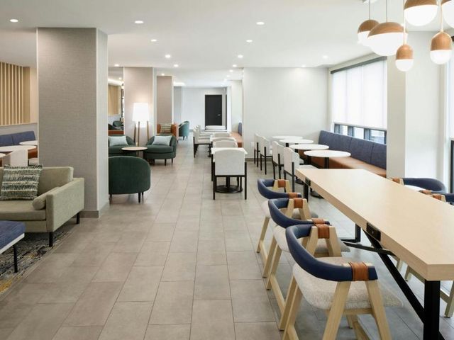 TownePlace Suites by Marriott Montreal Airport — 1.2 km from the airport