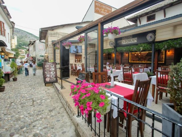 Hotel Emen — 250 m away from Stari Most Bridge Mostar