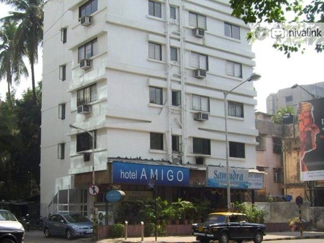 Hotel Amigo — 2.3 km away from Tata Memorial Hospital