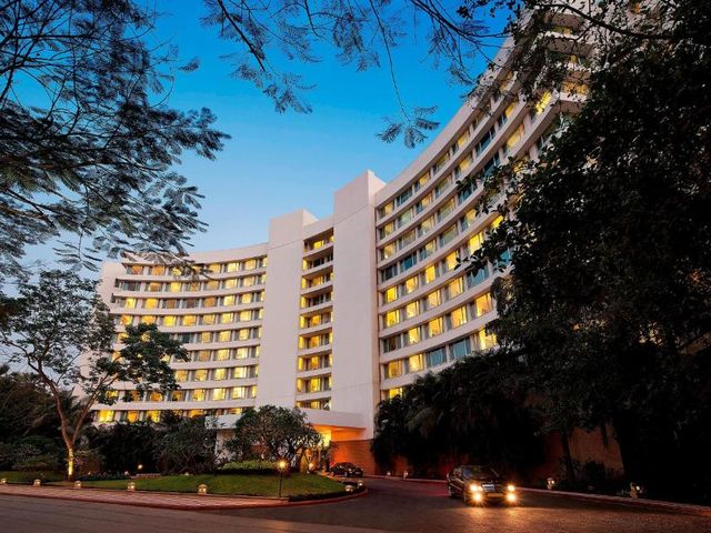 Marriott Executive Apartment - Lakeside Chalet, Mumbai — 1.9 km away from IIT Bombay