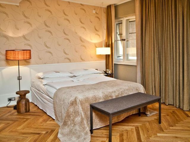 CORTIINA Hotel — 350 m away from Marienplatz