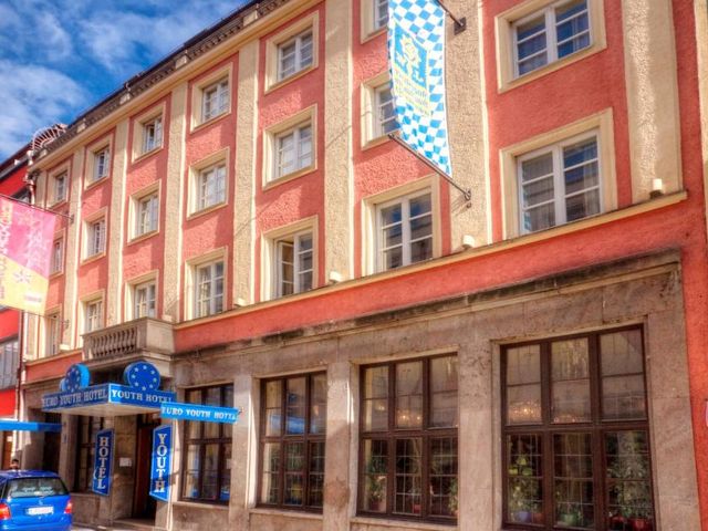 Euro Youth Hotel Munich — 100 m away from Munich Hauptbahnhof