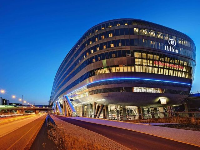 Hilton Frankfurt Airport — 250 m from the airport