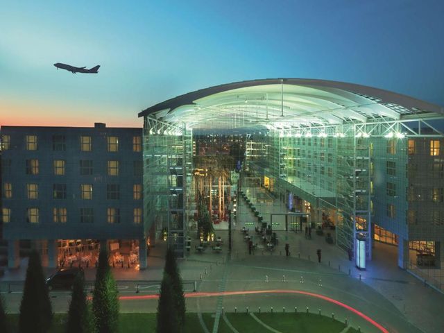 Hilton Munich Airport — 100 m from the airport