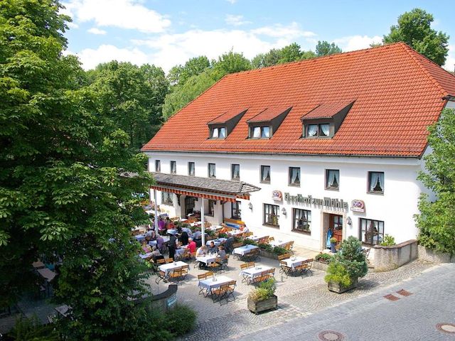 Hotel zur Mühle — 3.8 km away from Allianz Arena