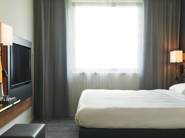 Moxy Munich Airport — 3.2 km from the airport