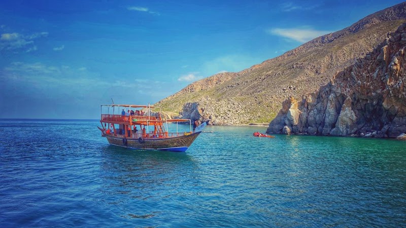 Khasab Sea Tours Floating Hotel — Khor ash Sham
