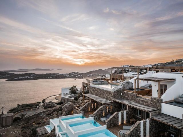 Alissachni Mykonos — 5.8 km away from Delos Island from Mykonos