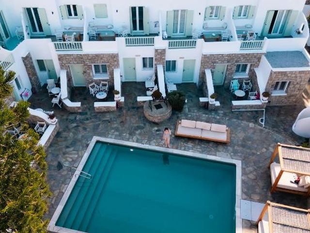 Bellissimo Resort — 4.6 km away from Delos Island from Mykonos