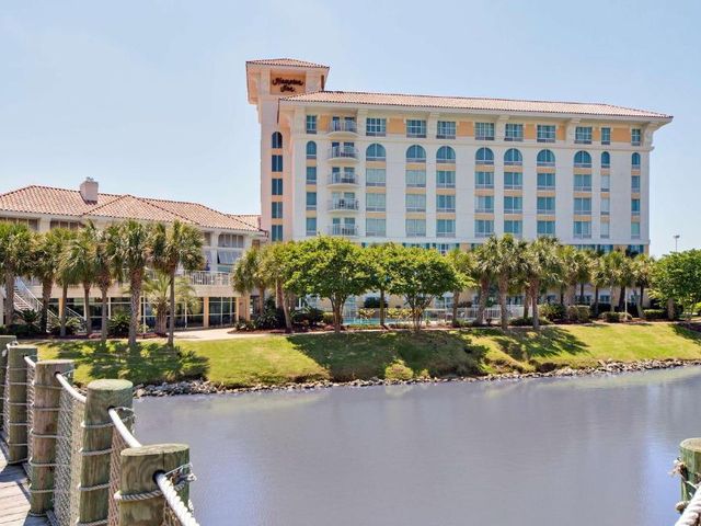 Hampton Inn Myrtle Beach Broadway at the Beach — 800 m away from Broadway at the Beach Myrtle Beach