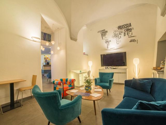 Airone Hotel — 350 m away from University of Naples Federico II