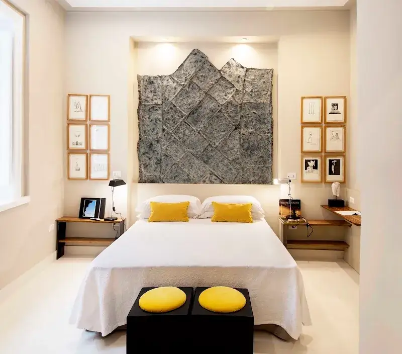 Hotels in Naples