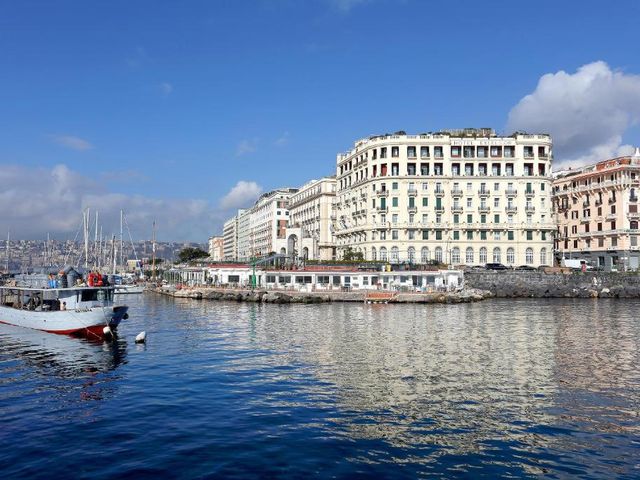 Eurostars Hotel Excelsior — 200 m away from Castel dell'Ovo