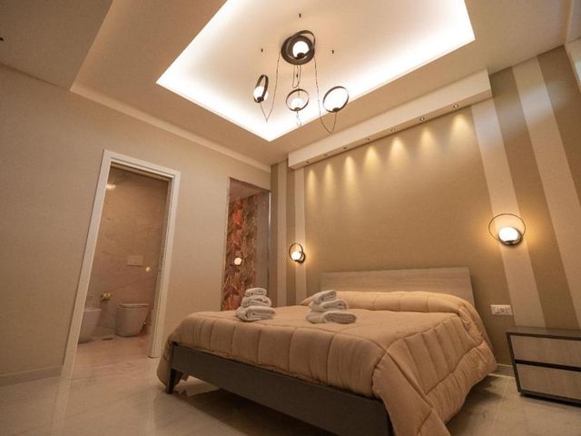 Luxury Rooms — 6.2 km away from Mount Vesuvius