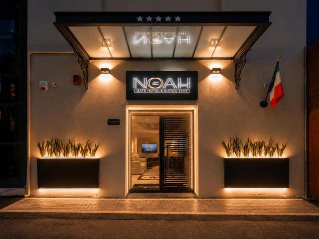 Noah Gate Hotel & Suites — 1.1 km from the airport