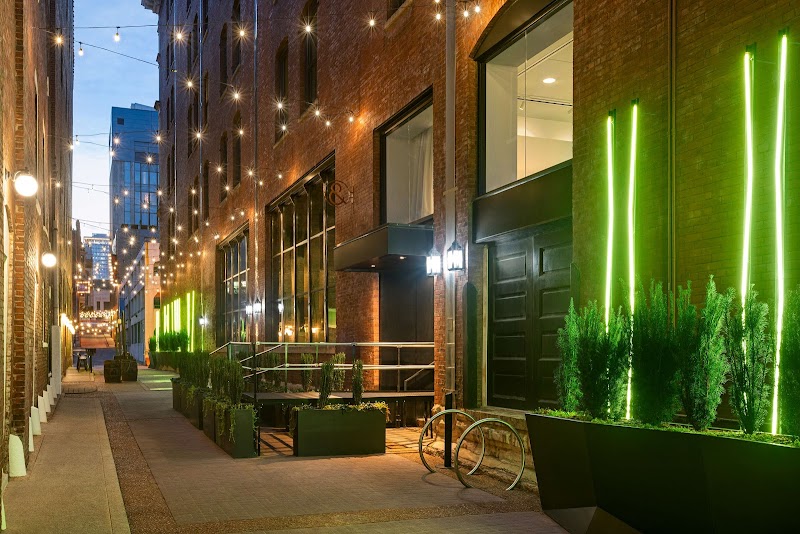 21c Museum Hotels Nashville — Downtown Nashville